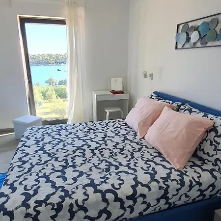 Fragrances Of Istria - The Olives - On The Sea Of Stoia Apartment